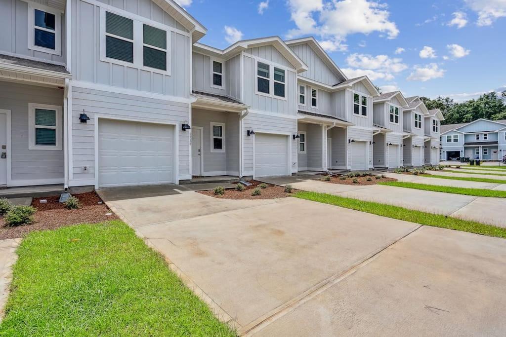 Luxury Townhome Near Downtown And Pensacola Beach Extérieur photo